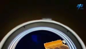 空间站看太空