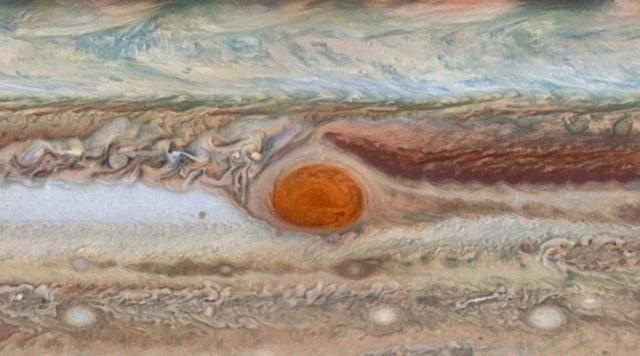 木星大红斑身上，正在发生一种前所未见的变化-3.jpg